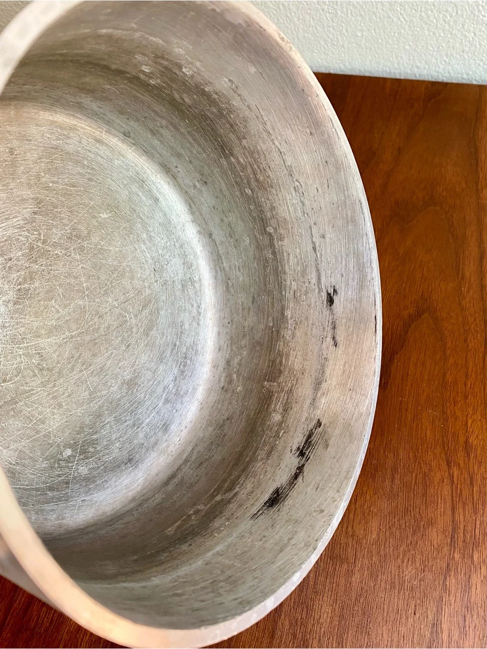 Vintage Wear-Ever 2 1/2 qt. Saucepan 4107
